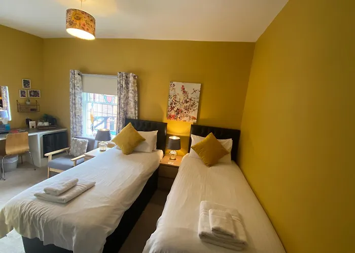 Grosvenor Place Guest House