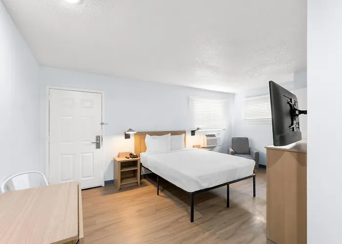 Birch Hill Suites Jackson