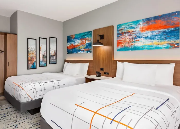La Quinta Inn & Suites By Wyndham Mount Laurel Moorestown