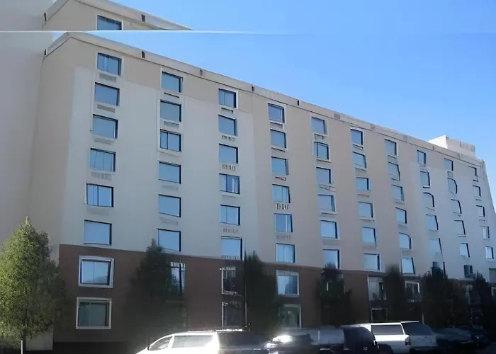 Garden Plaza Hotel