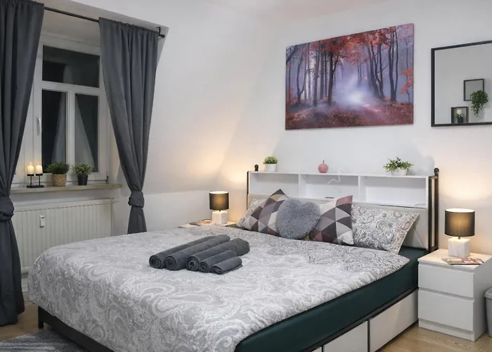 Comfortable Private Room On Elbe River
