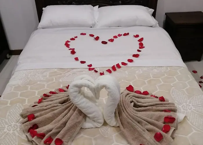 HOTEL El MONARCA