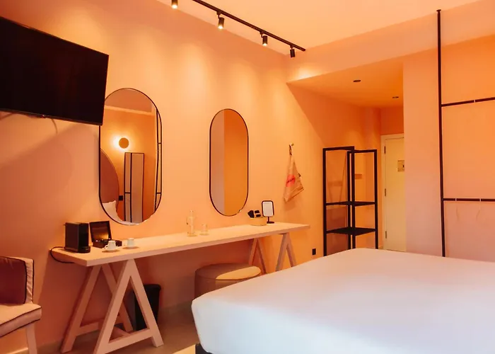 Topazio Vibe Beach Hotel & Apartments - Adults Friendly