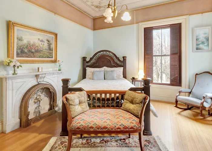 Proctor Mansion Inn