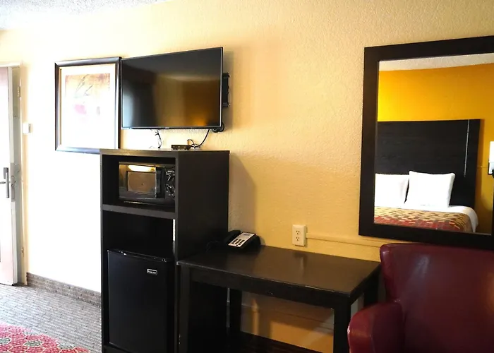 Rodeway Inn Flagstaff-Downtown