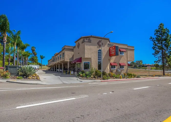 Econo Lodge Inn & Suites Fallbrook Downtown