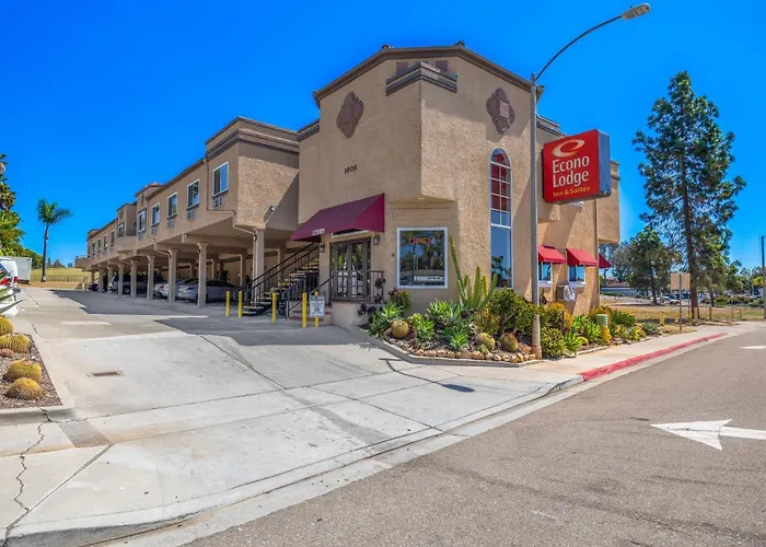 Econo Lodge Inn & Suites Fallbrook Downtown