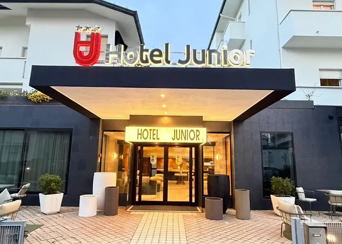 Hotel Junior By Oasigroup Hotels Rimini