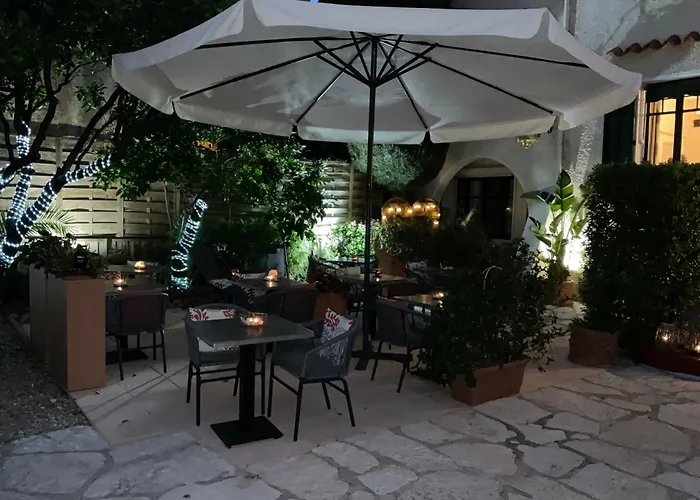 Hotel La Marjolaine à Juan-les-Pins