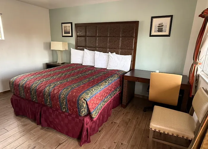 Bayshore Inn Ventura