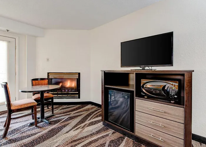 Quality Inn Creekside - Downtown Gatlinburg