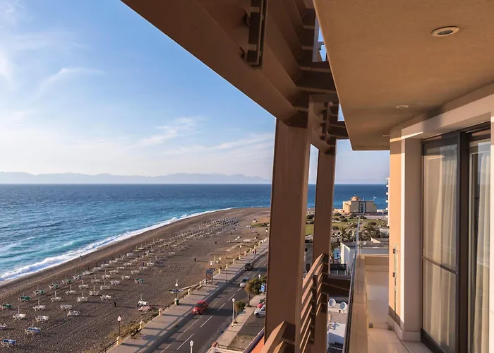 Bellevue On The Beach Suites