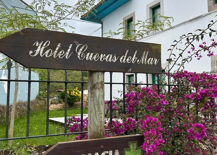Hotel Cuevas Del Mar