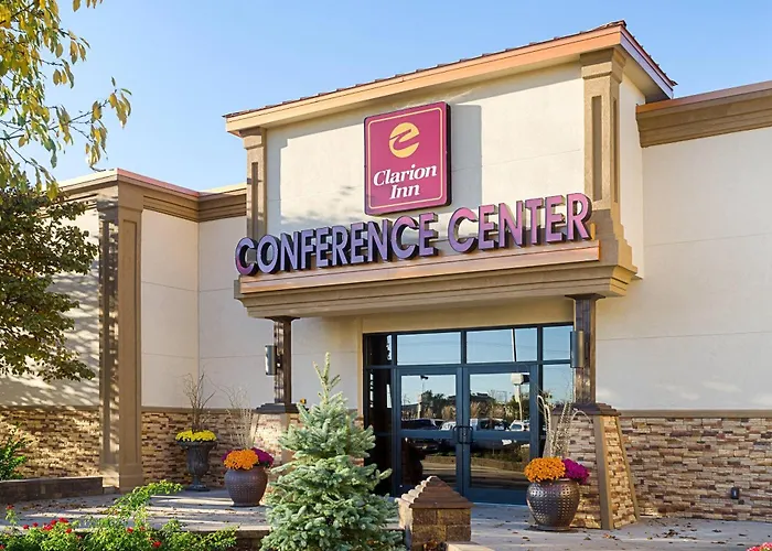 Clarion Inn Garden City
