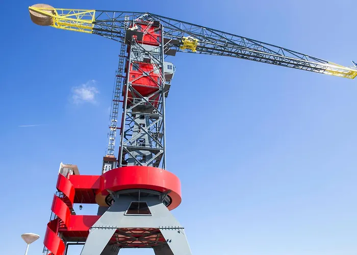 Faralda Crane Hotel