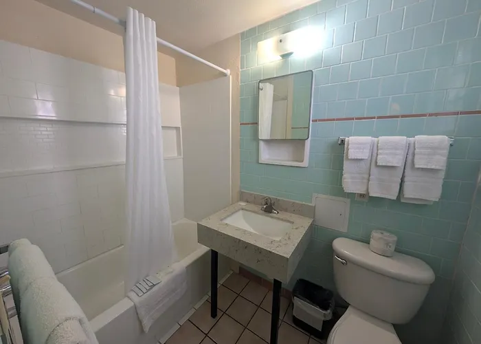 Economy Inn Safford