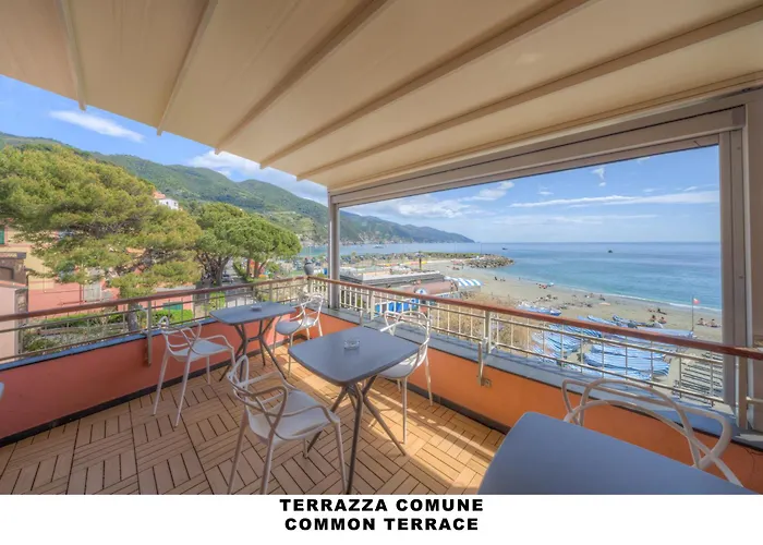 Affittacamere Lo Scoglio (Guesthouse)