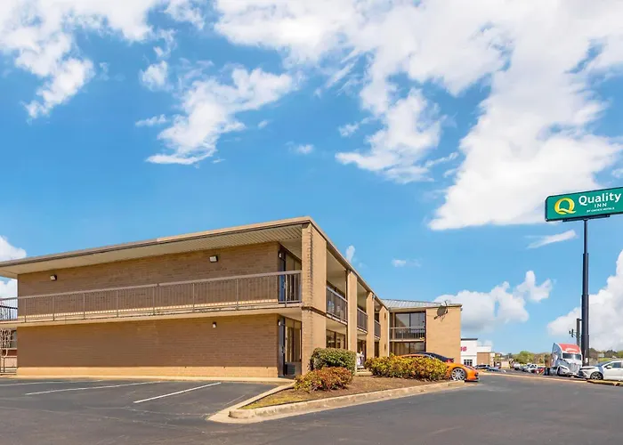 Quality Inn Columbus, Ms