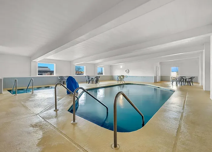 Days Inn By Wyndham Fond Du Lac