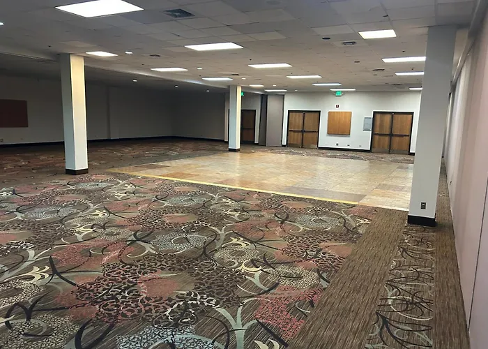 Quality And Conference Center Greeley Downtown