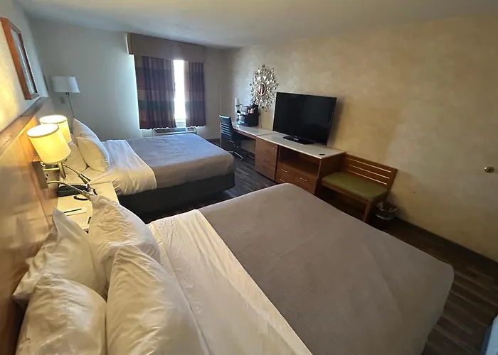 Quality Inn And Conference Center Greeley Downtown
