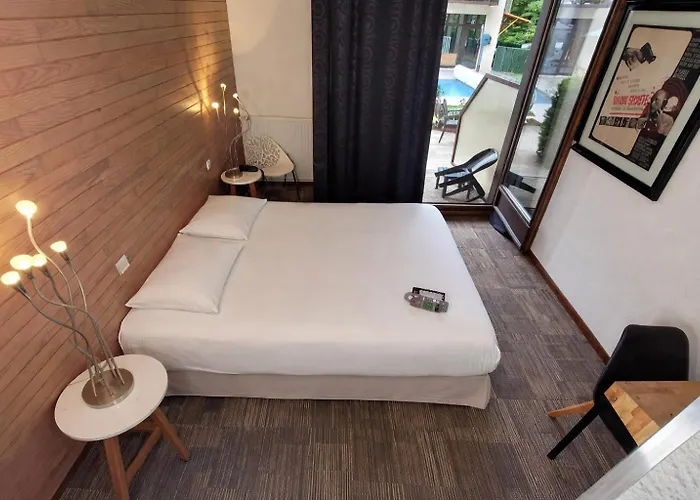 Logis Hôtel Saint Eloy