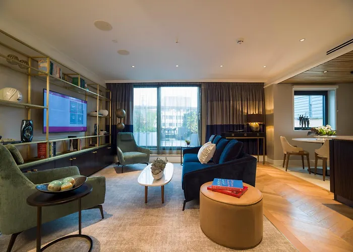 The Guardsman - Preferred Hotels And Resorts
