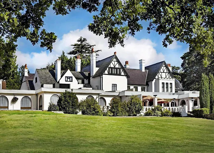 Hilton Cobham