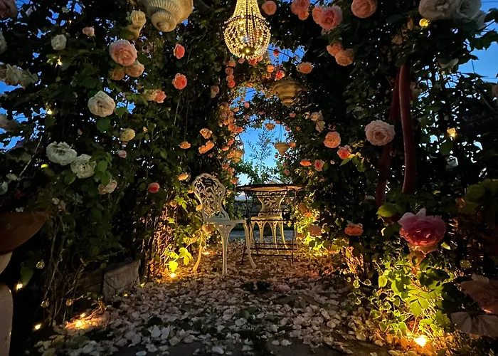 Chardonnay Lodge