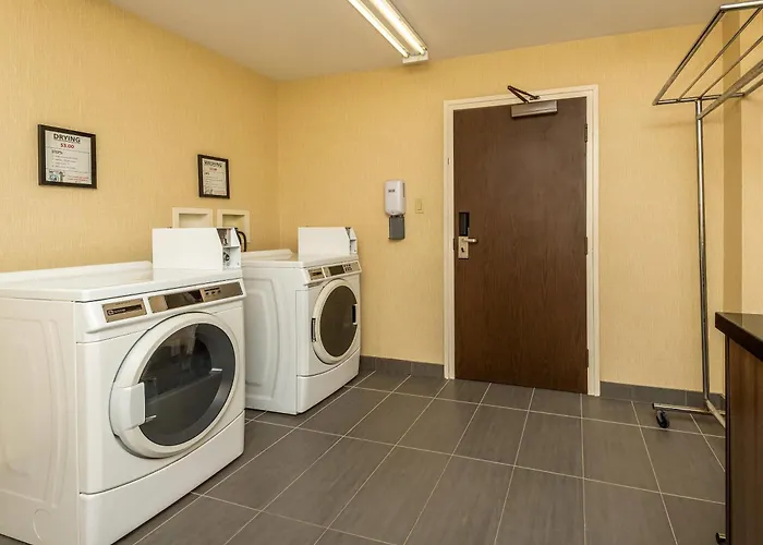 Comfort Inn West