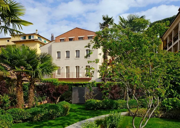 Regina Adelaide Hotel & Spa