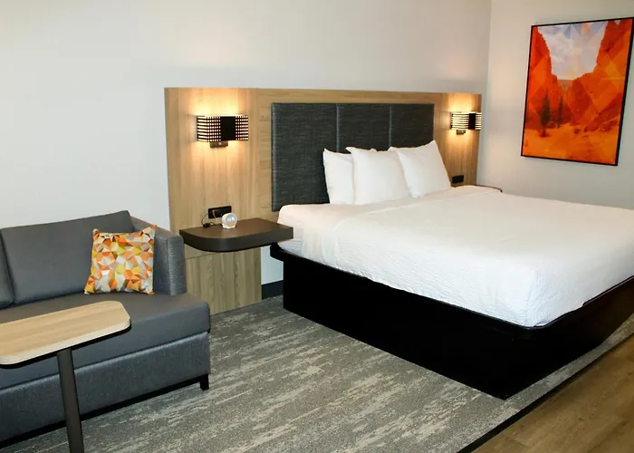 The Cairn Hotel Cedar City