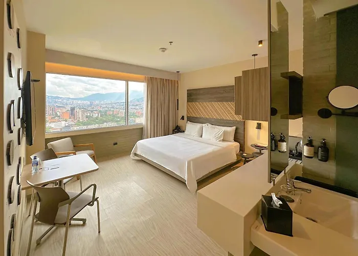 V Grand Hotel, A Member Of Radisson Individuals