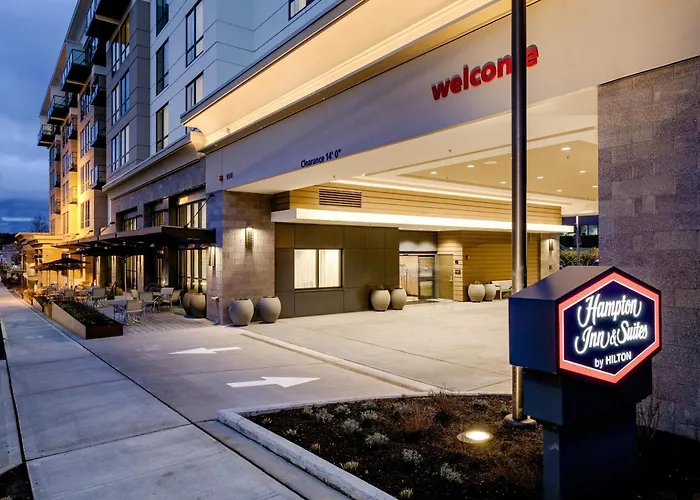 Hampton Inn & Suites By Hilton Seattle/Northgate