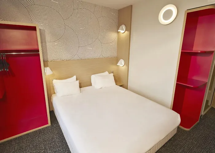 Kyriad Eco - Clermont Ferrand Estaing