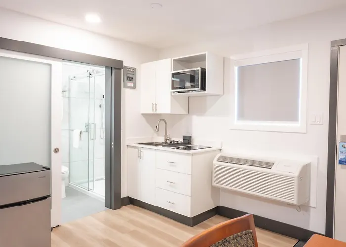 Travelodge By Wyndham Langley