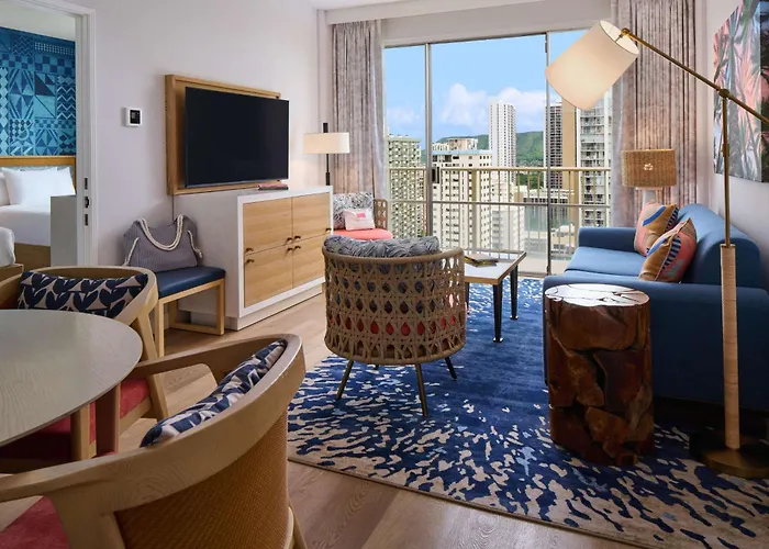 Outrigger Waikiki Paradise Hotel