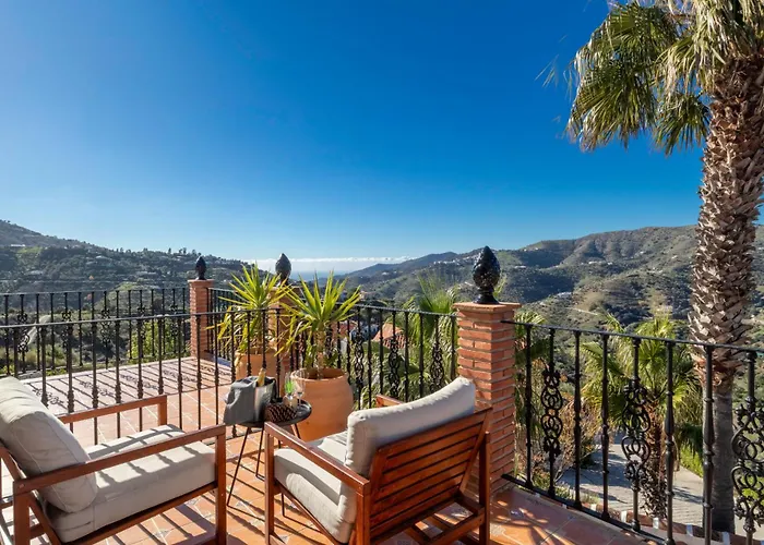 Malaga Hills Double Comfort Boutique & Wellness Eco-Hotel -Adults Only-