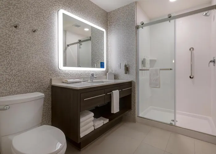 Home2 Suites By Hilton Redding