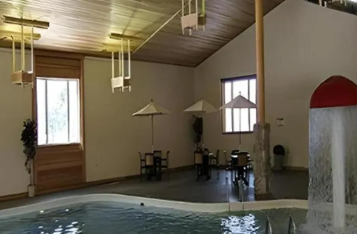 Holiday Inn Express Munising-Lakeview Hotel By Ihg