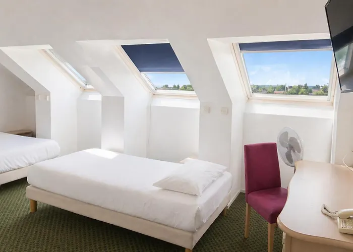 Hôtel IKAR Blois Sud