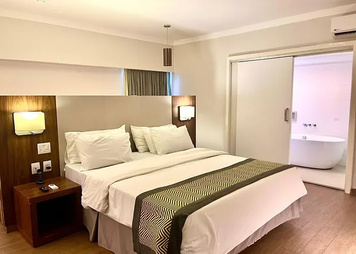 Oasis Plaza Hotel