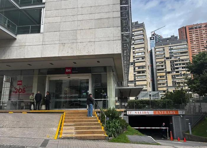 Ibis Bogota Museo