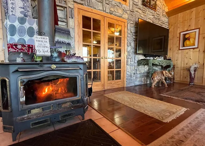 Elkwood Manor Bed & Breakfast