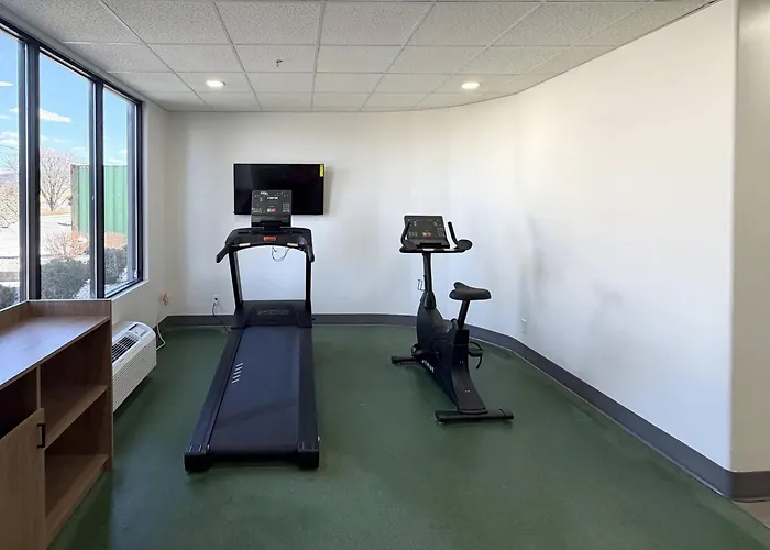 Red Roof Inn & Suites Bloomsburg - Mifflinville