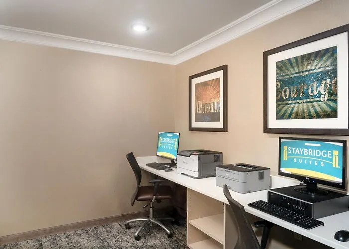 Staybridge Suites By Ihg