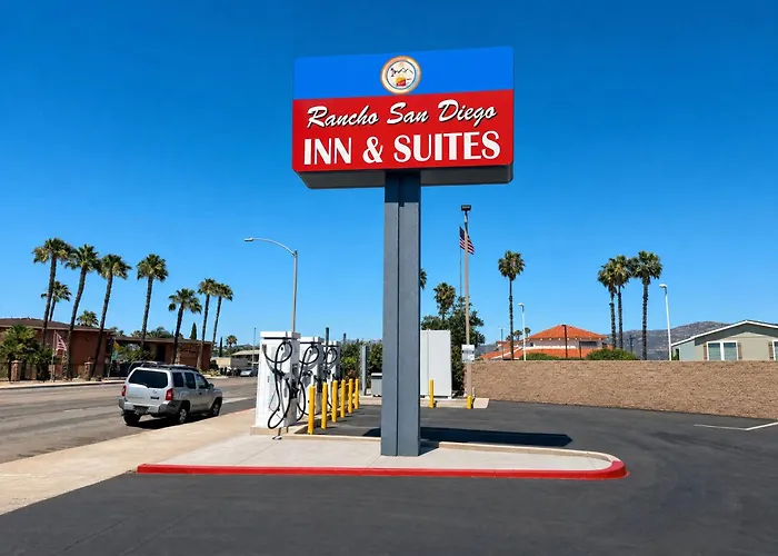 Rancho San Diego Inn & Suites