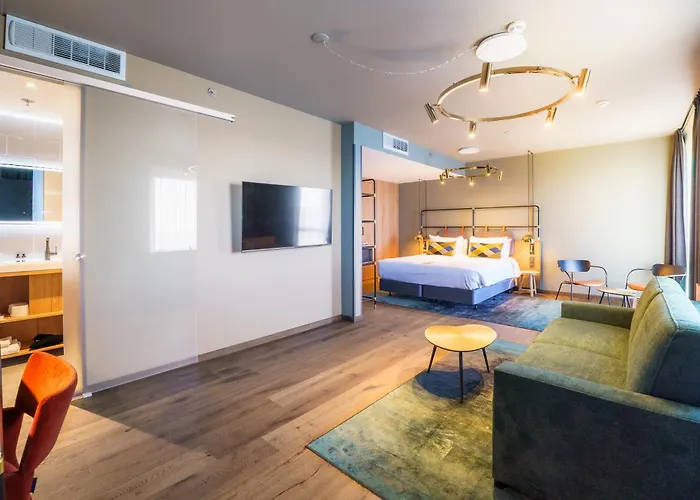 Four Elements Hotel