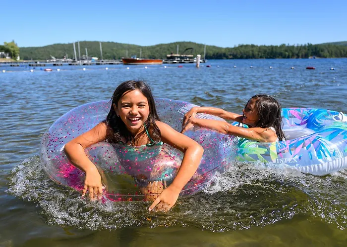 Lodge At Schroon Lake