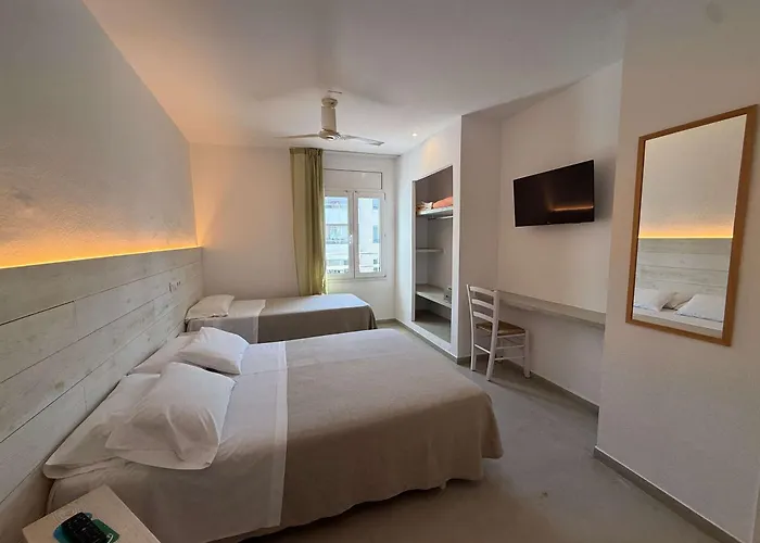 Hostal Rom Familiar